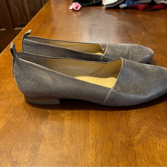 PAUL GREEN ~ Perry Flat in Gold Metallic Perforated Leather - Picture 4 of 8